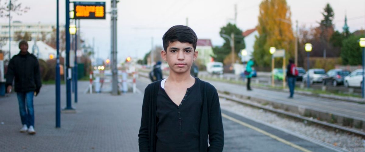 Geflüchteter Junge in Traiskirchen.